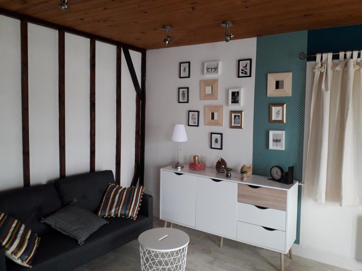 Chalet Le Logis Des Autre Vireux-Wallerand 外观 照片