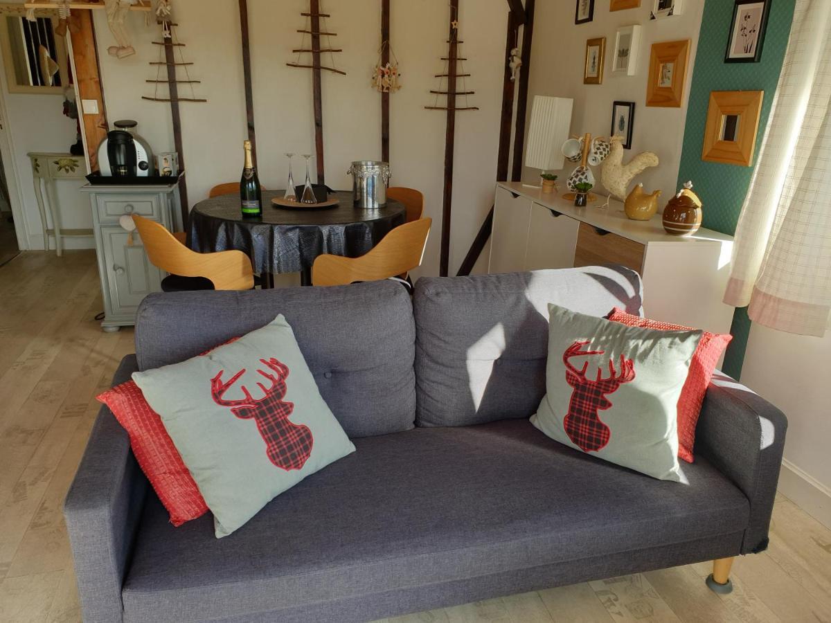 Chalet Le Logis Des Autre Vireux-Wallerand 外观 照片